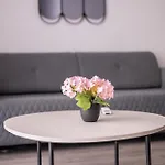 Apartment Seaside Mamaia Nord D10 Cu La Mare *