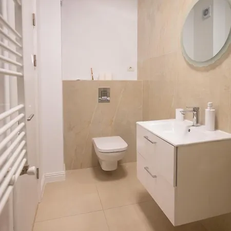 Apartman Seaside Mamaia Nord D10 Cu La Mare *